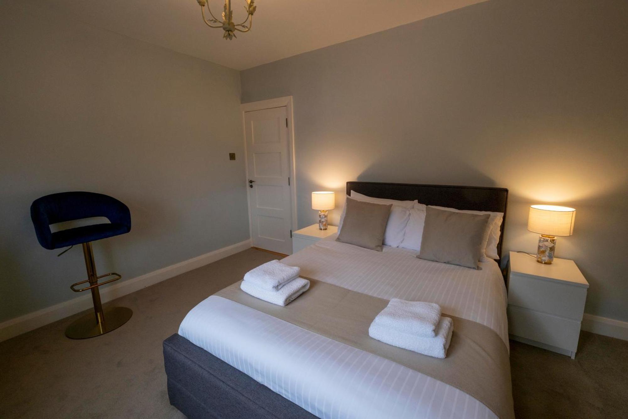 The Hillcrest, Luxury Accommodation In Castleblayney Town Exterior photo