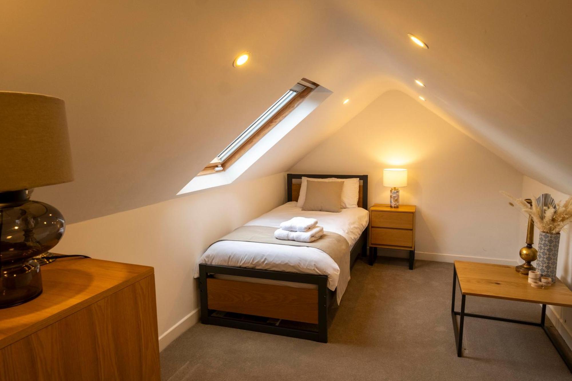 The Hillcrest, Luxury Accommodation In Castleblayney Town Exterior photo